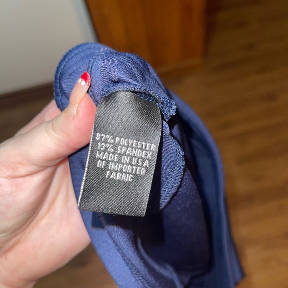 💙ATHLETA💙 Women’s Flare Capri Active Leggings - Picture 4 of 7